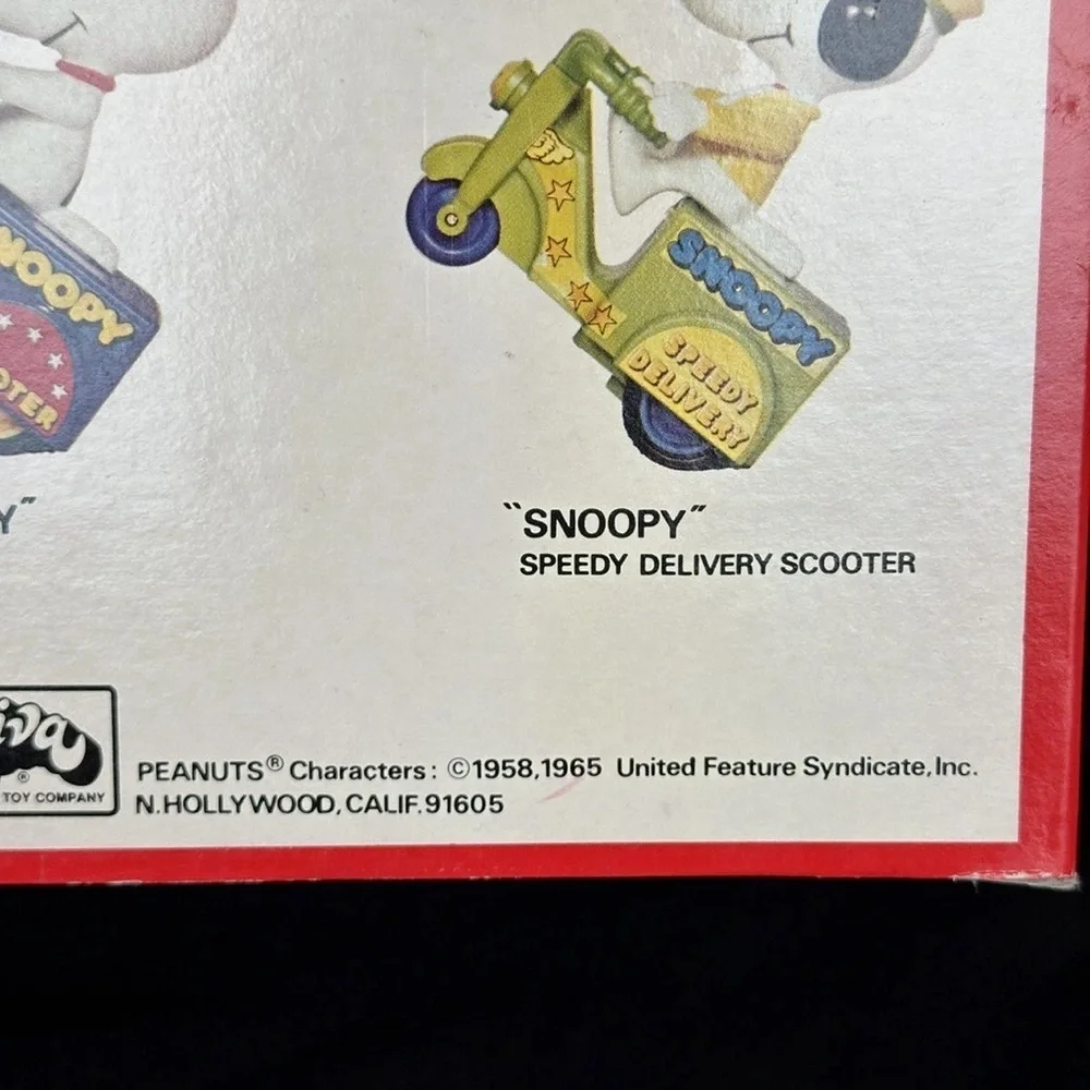 Vintage 1965 Aviva Hasbro Snoopy Speedy Delivery Motorized Scooter Opened Box